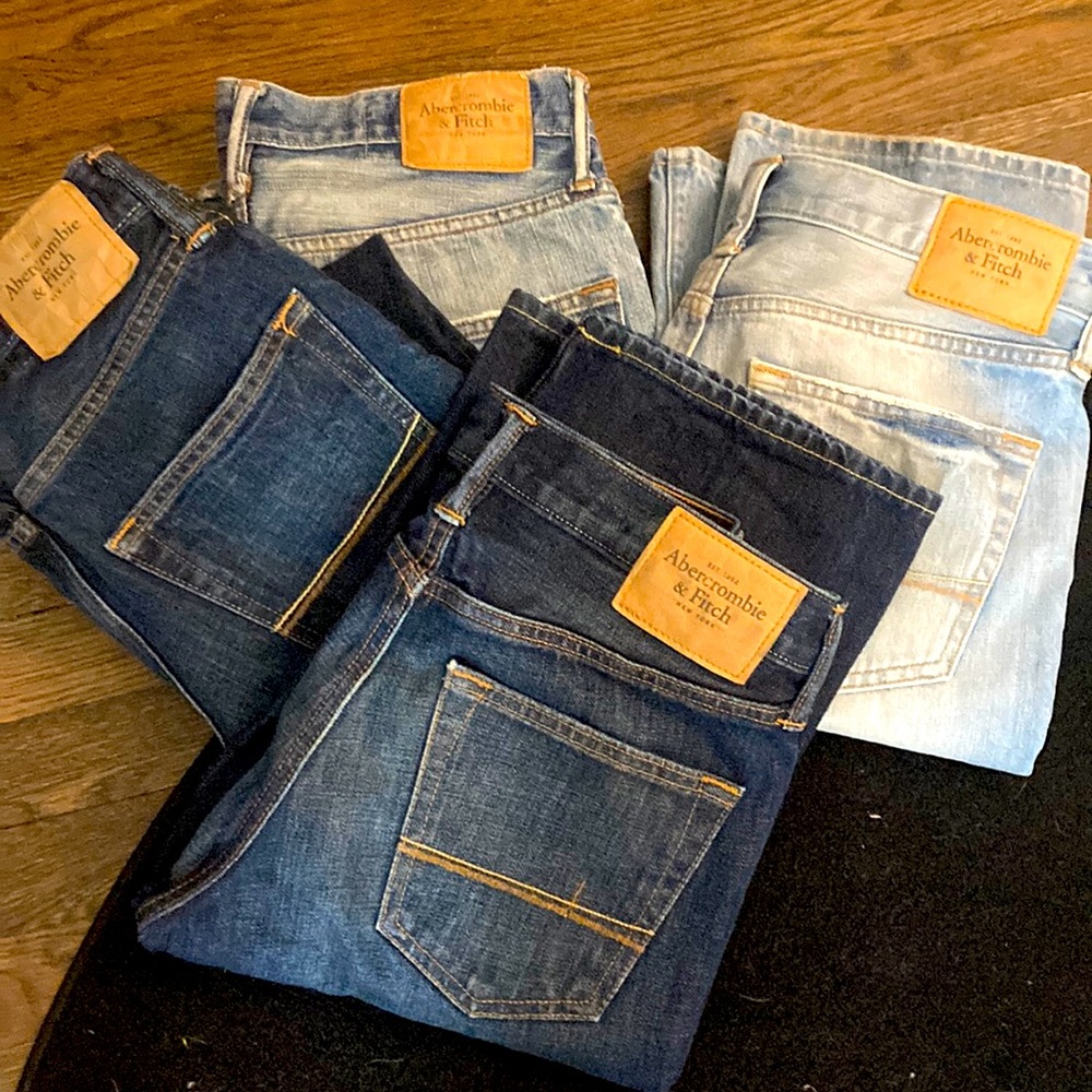 Bundle of 4 Abercrombie and fitch jeans